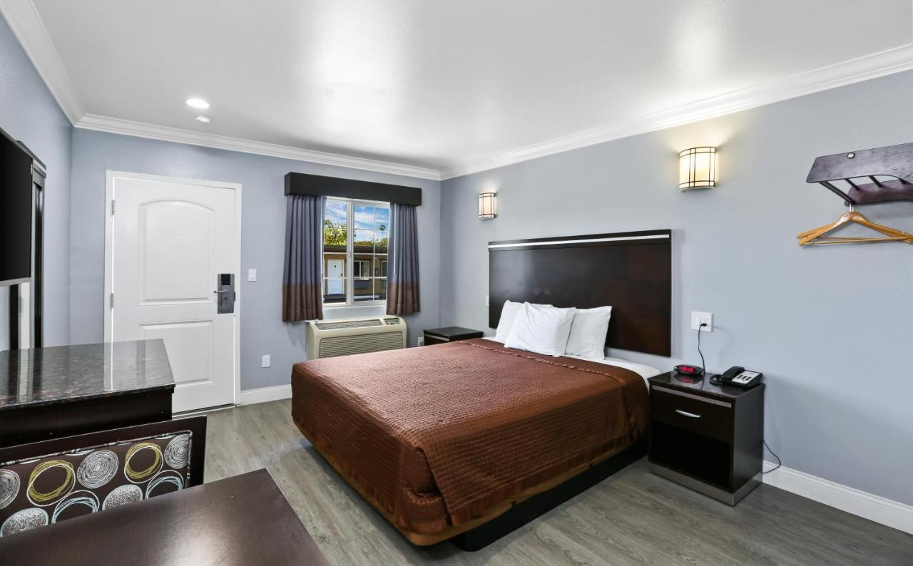 3rd Avenue Inn La Habra Extérieur photo