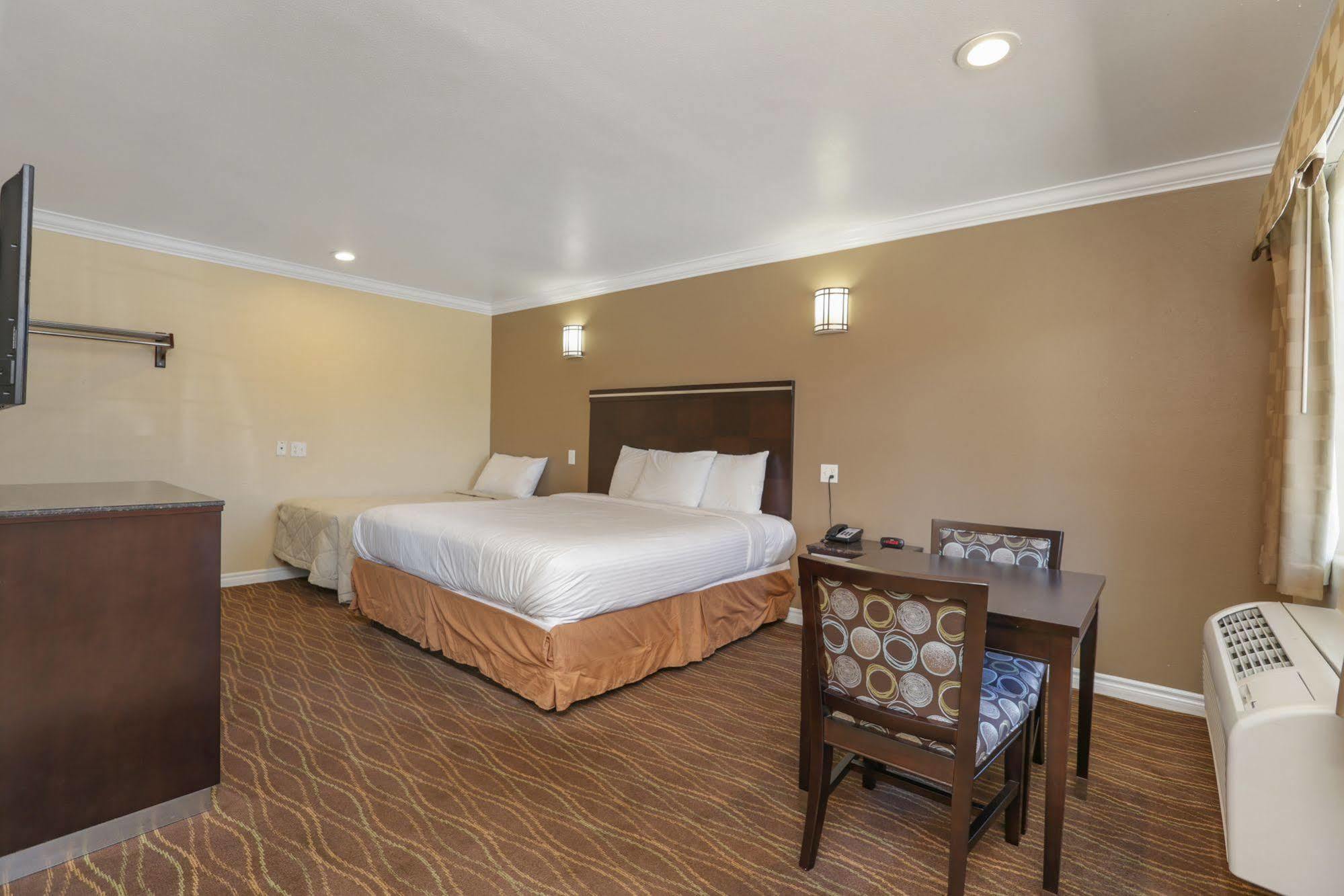 3rd Avenue Inn La Habra Extérieur photo